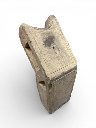 Rare multifaceted slate stone sundial - France late 17th c., early 18th c. - Louis XIV
