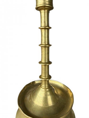 Lighting  - Bronze Gothic candlestick - Low countries late 15th century