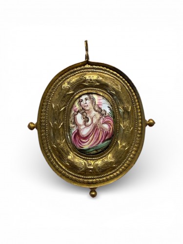 Pendentif médaillon religieux en cuivre doré et émail - Allemagne 18e siecle - Art sacré, objets religieux Style 