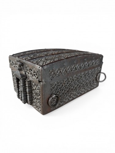 Gothic forged iron box/casket - France 15th century