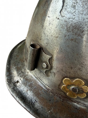 Cabasette helmet with brass rosettes - Italy late 16th early 17th century - 