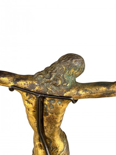 Figure de Christ ‘Corpus Christi’ en bronze doré au feu - Italie fin du 16e siècle - Art sacré, objets religieux Style Renaissance