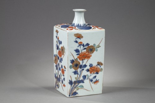 Asian Works of Art  - Sake bottle Japan circa 1700