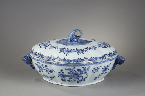 XVIIIe siècle - Terrine Bleu Blanc - Qianlong 1736/1795