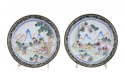 Pair of Canton email cups - 18th century