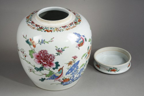 XVIIIe siècle - Pot a gingembre et son couvercle Famille rose - Epoque Qianlong 18em siècle