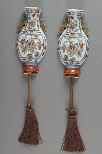 Pair wall vases porcelain - China Jiaqing period 1796/1820 - Asian Works of Art Style 
