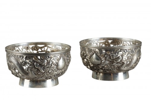 Paire de petits bols en argent 800°/°° - Chine Shanghai debut 20e siècle
