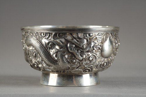 pair of small silver (800°/°° bowls-  Shanghai early 20th century - Asian Works of Art Style 