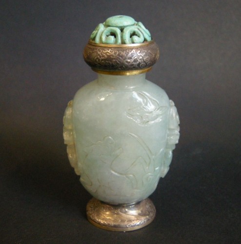 snuff bottle Jadeite sculpted  circa 19th century - Asian Works of Art Style 