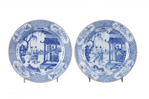 Pair of dish "blue and white " porcelain - circa 1720/1725