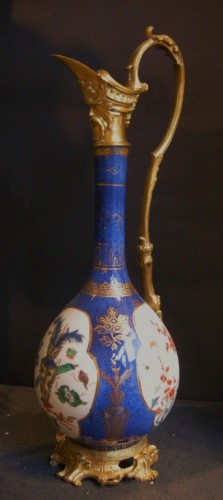  - Paire de vases montés en aiguieres - Epoque Kangxi 1662/1722
