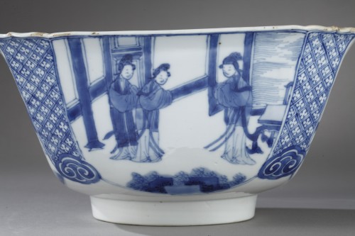 Bol en porcelaine "bleu blanc" - Epoque Kangxi 1662/1722 - 
