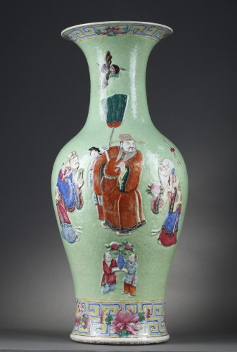 Antiquités - Grand vase en porcelaine - Chine 19e siècle