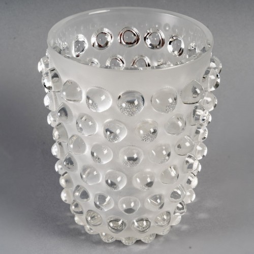 1933 René Lalique - Vase Mossi - 