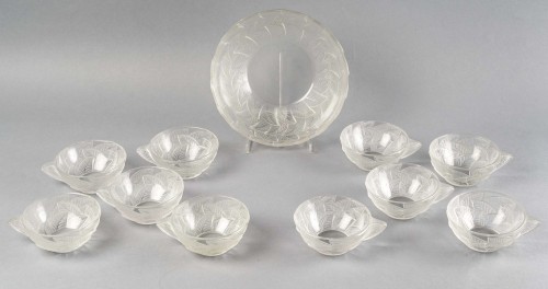 Verrerie, Cristallerie  - 1931 René Lalique - Service Ormeaux - Bol saladier +et 10 tasses coupes