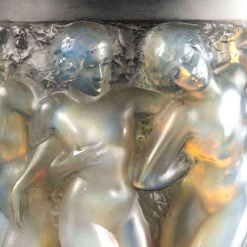 XXe siècle - 1927 René Lalique - Vase Bacchantes