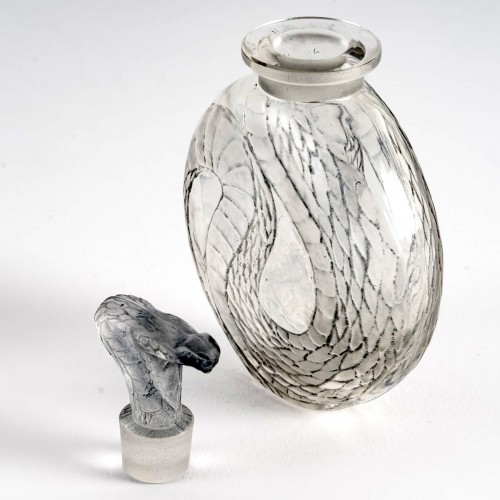 Glass & Crystal  - 1920 René Lalique - Perfume Bottle Serpent - Snake