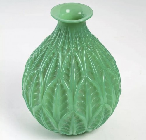 1927 René Lalique - Vase Malesherbes - Verrerie, Cristallerie Style Art Déco