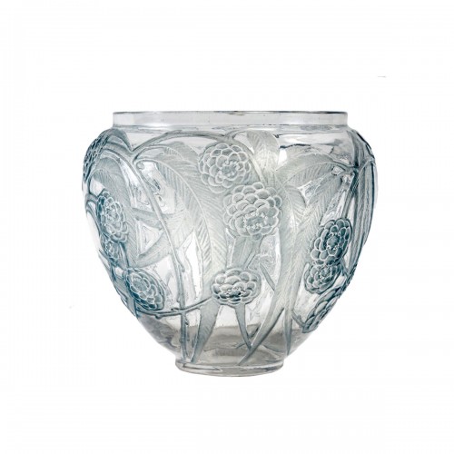 1923 René Lalique - Vase Néfliers