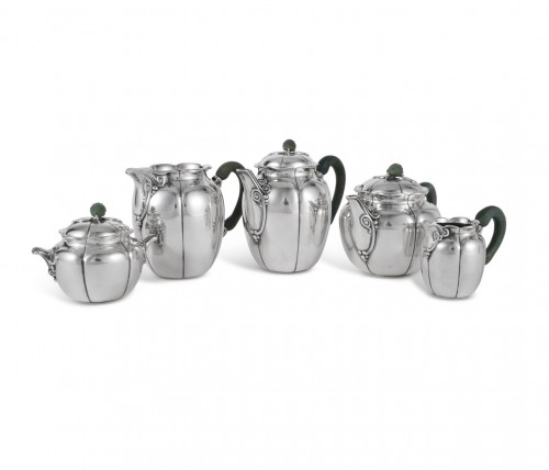1922 Jean E. Puiforcat - Tea And Coffee Set In Sterling Silver And Nephrite