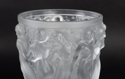 Verrerie, Cristallerie  - Lalique France d'Après René Lalique - Vase Bacchantes 