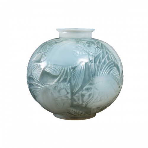 1921 René Lalique - Vase Poissons Cased