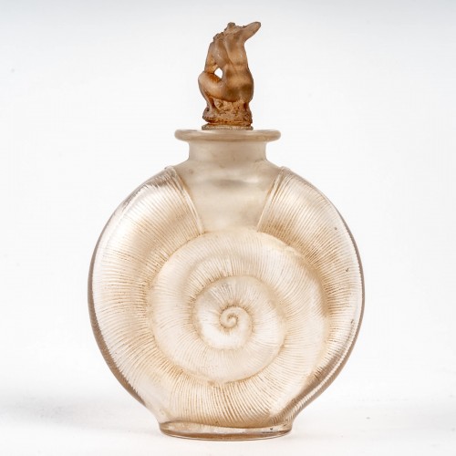 1920 René Lalique - Flacon Amphitrite - BG Arts