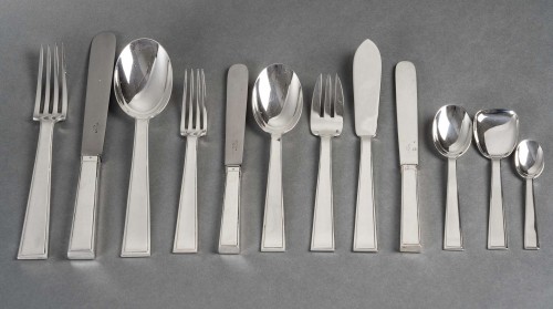 Argenterie et Arts de la table  - Tetard Frères - Ménagère Art Déco de 154 Pièces en argent massif