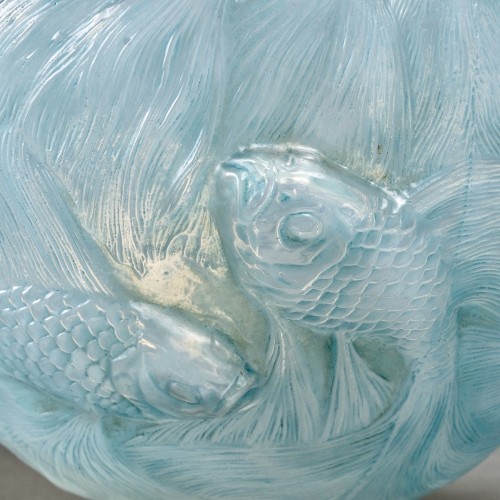 1924 René Lalique - Vase Formose Cased - 