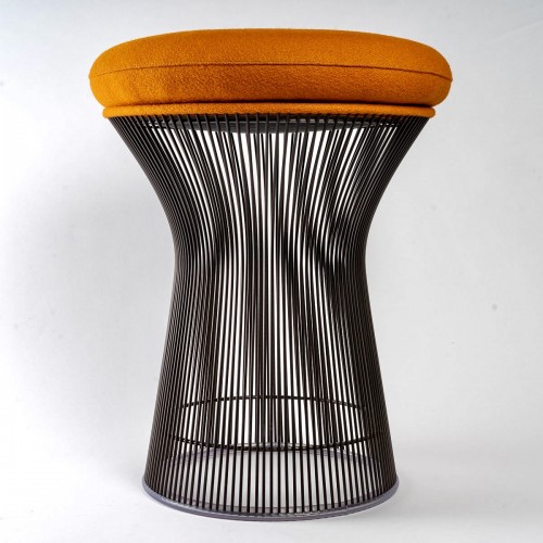 Warren Platner - Knoll International - Tabouret Kvadrat Tonus orange structure métal bronze - Sièges Style Années 50-60