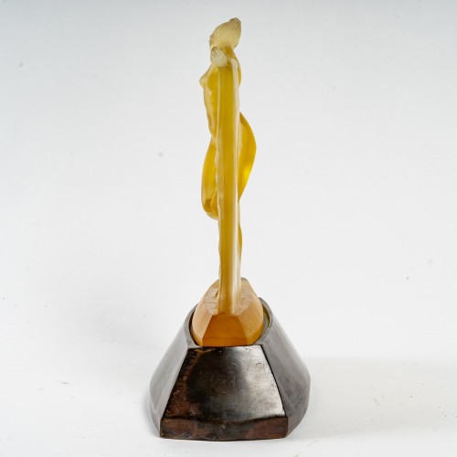 Glass & Crystal  - 1925 René Lalique - Statuette &quot;Suzanne&quot;