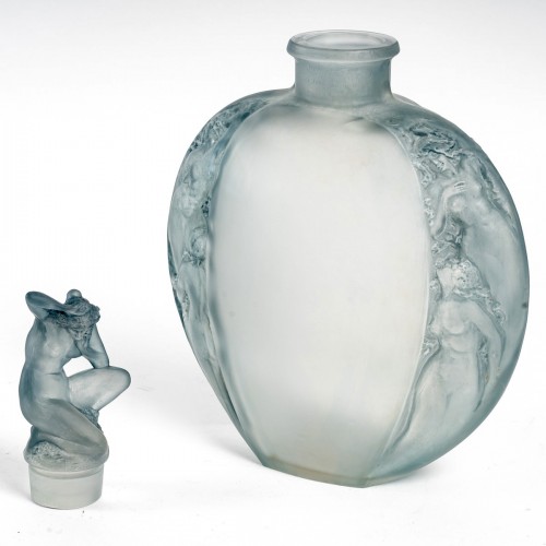 f920 René Lalique - Vase Méplat Sirènes avec bouchon Figurine - Verrerie, Cristallerie Style Art Déco