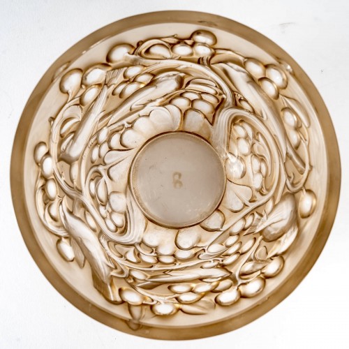 1927 René Lalique - &quot;Avallon&quot; Vase - 