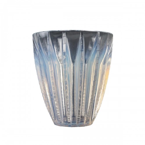 1933 René Lalique - Vase "Chamonix" 