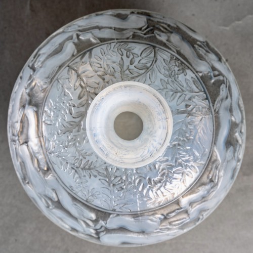 20th century - 1923 René Lalique - Hare Vase