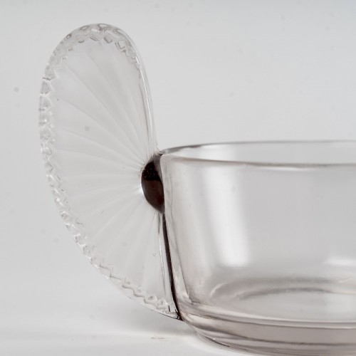 XXe siècle - 1928 René Lalique - Service de 7 tasses éventail