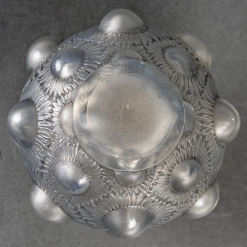 XXe siècle - 1927 René Lalique - Vase Tournesols