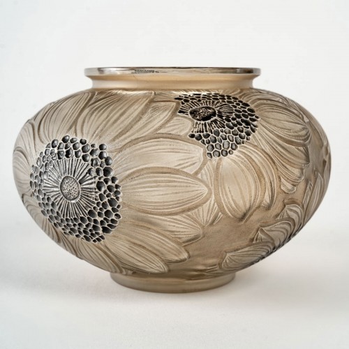 Antiquités - 1923 Rene Lalique - Vase Dahlias