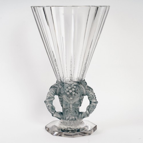 20th century - 1931 René Lalique - Vase Faune 