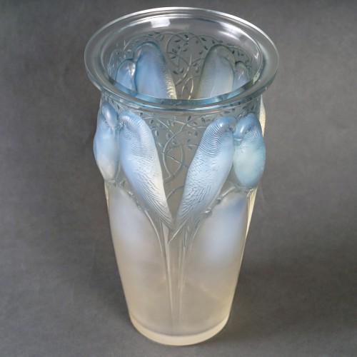 Glass & Crystal  - 1924 René Lalique - Vase Ceylan