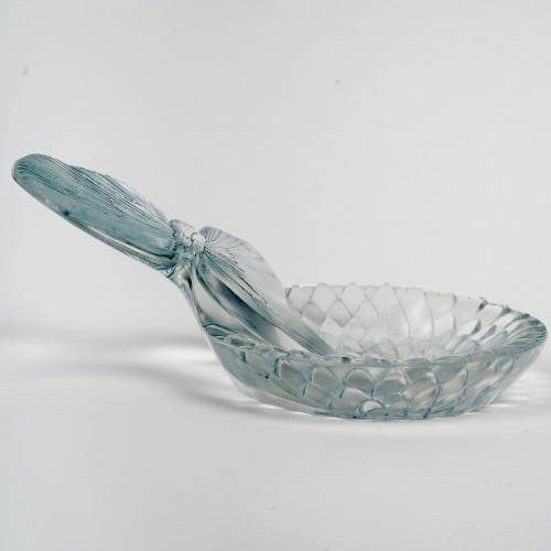 1931 René Lalique - Ashtray Dahlia et Papillon - Glass & Crystal Style Art Déco