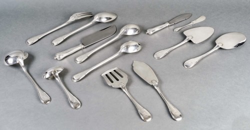 Puiforcat - Cutlery Flatware Set Noailles Sterling Silver - 145 Pieces - Antique Silver Style 