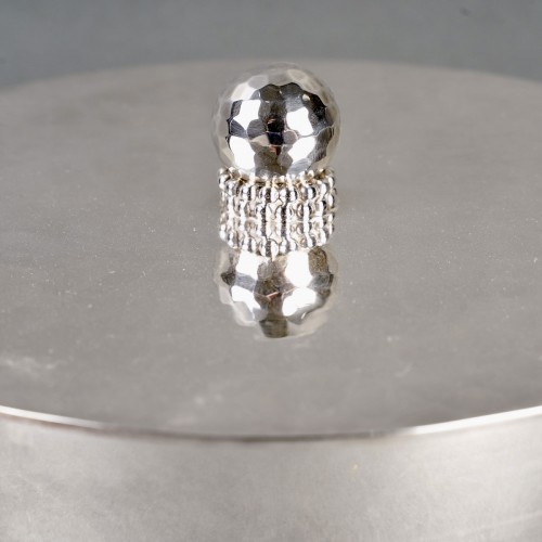 Antique Silver  - Jean Desprès (1889-1980) - Tureen Centerpiece Silver Plated Hammered Beads Garlands