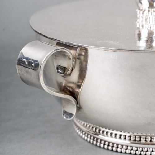 Jean Desprès (1889-1980) - Tureen Centerpiece Silver Plated Hammered Beads Garlands - 