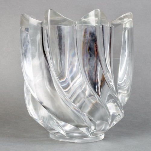 XXe siècle - 1950 Marc Lalique - Vase Eguzon