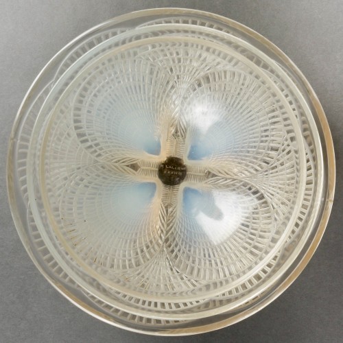 1924 René Lalique - Suite de trois bols "Coquilles"  - Verrerie, Cristallerie Style Art Déco