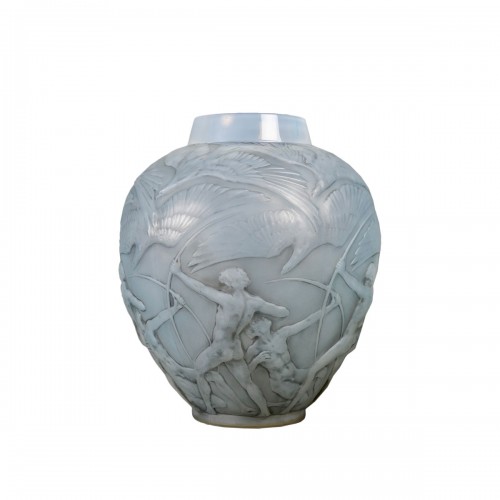 1921 René Lalique - Archers Vase