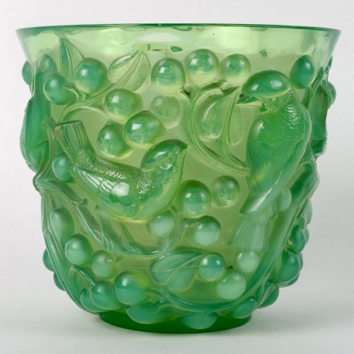 1927 René Lalique - Vase Avallon - Glass & Crystal Style Art Déco