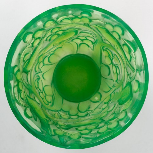 XXe siècle - 1927 René Lalique - Vase Avallon